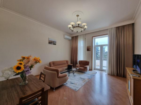 Malakan apartment by Bakuapart